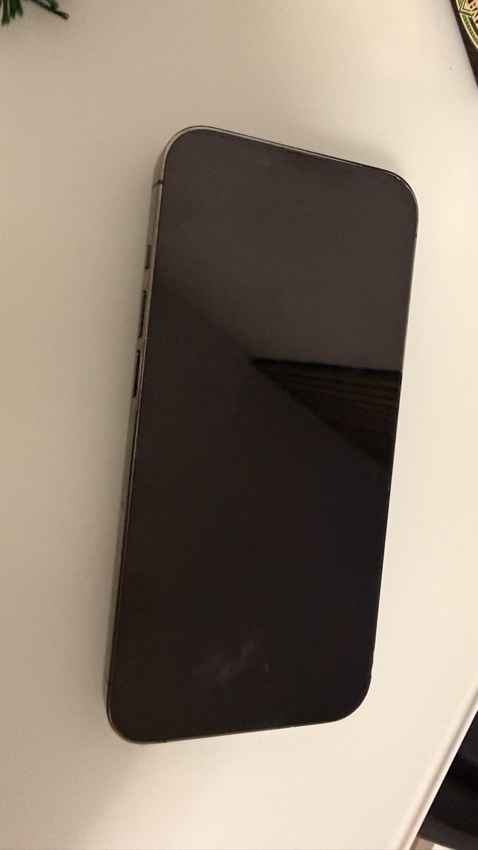 Apple Telefoni cellulari / Smartphones: iPhone 13 Pro 256GB Space Black – Usato da St. Gallen venduto da SYu_1122 1