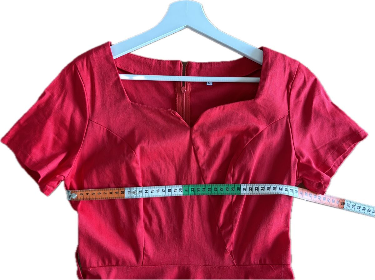 Vestiti: Robe rouge vintage taille M – Nuovo (secondo la descrizione) da Dotzigen venduto da SecondHandGems 2