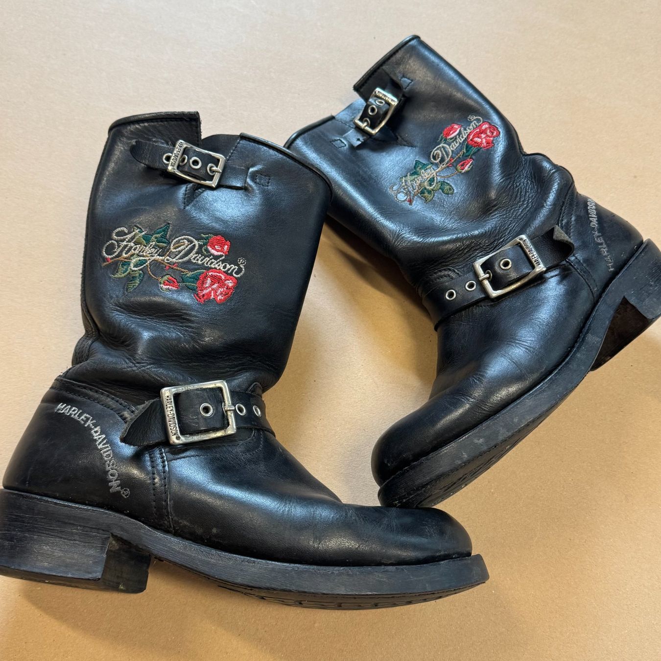 Harley-Davidson Damenschuhe: Harley Davidson beautiful leather boots 39 Condition 6/10 – Gebraucht aus St. Gallen von sourced_limited 8