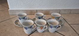 6 tasses à thé avec 3 sous-tasses