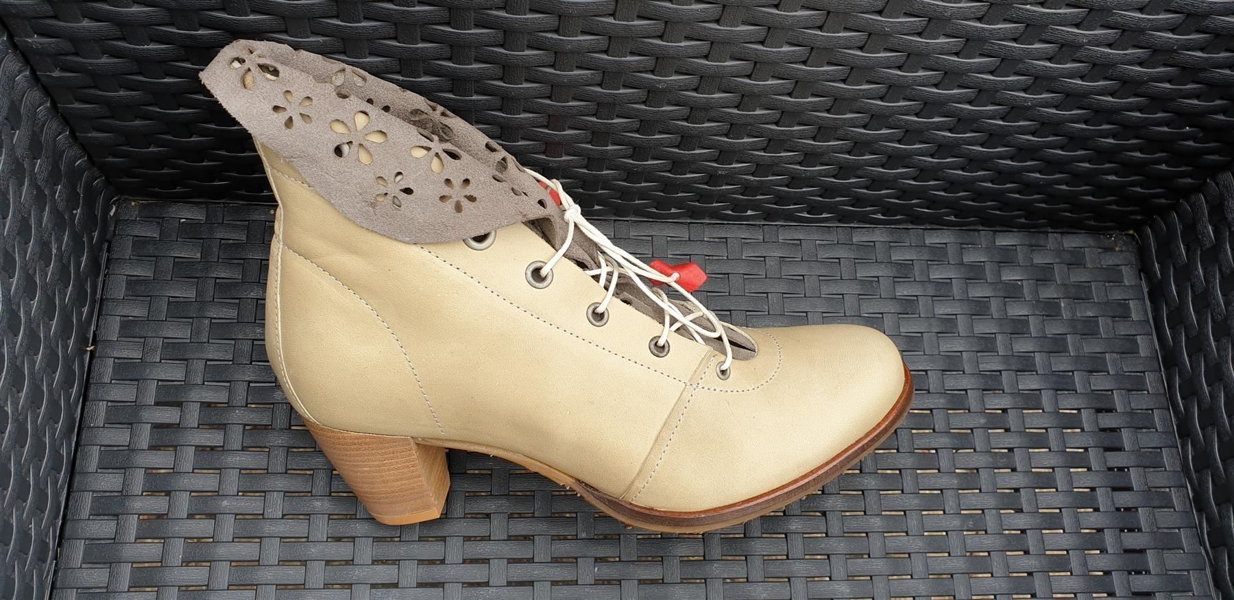 Scarpe da donna: DKODE Volaris Schuhe gr 37 NEU NP179.- Leder – Nuovo e nell'imballaggio originale da Buttwil venduto da MaraMari 1