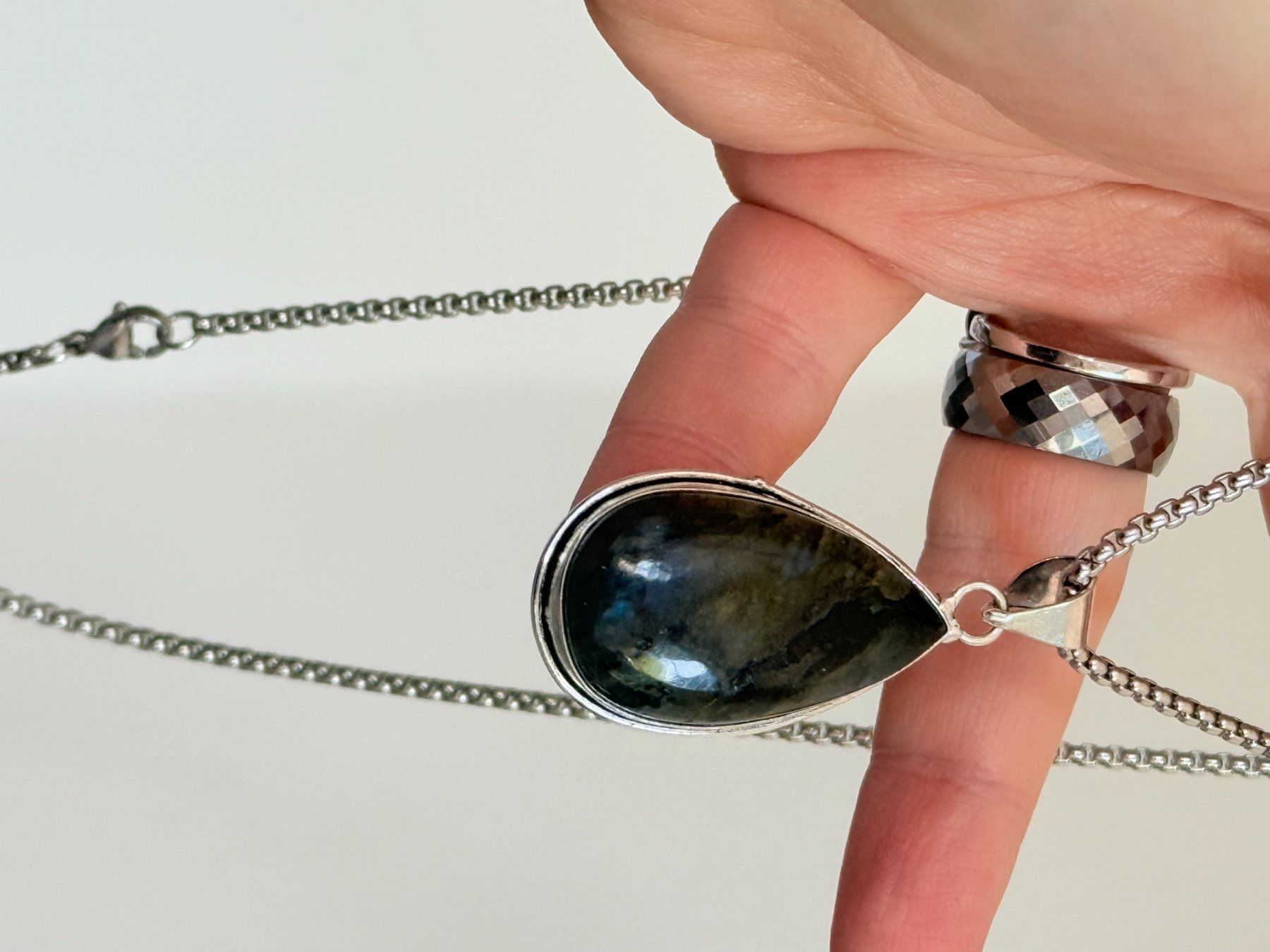 Catenine: Magnifique collier avec labradorite – Nuovo e nell'imballaggio originale da Genève venduto da AWWA 6