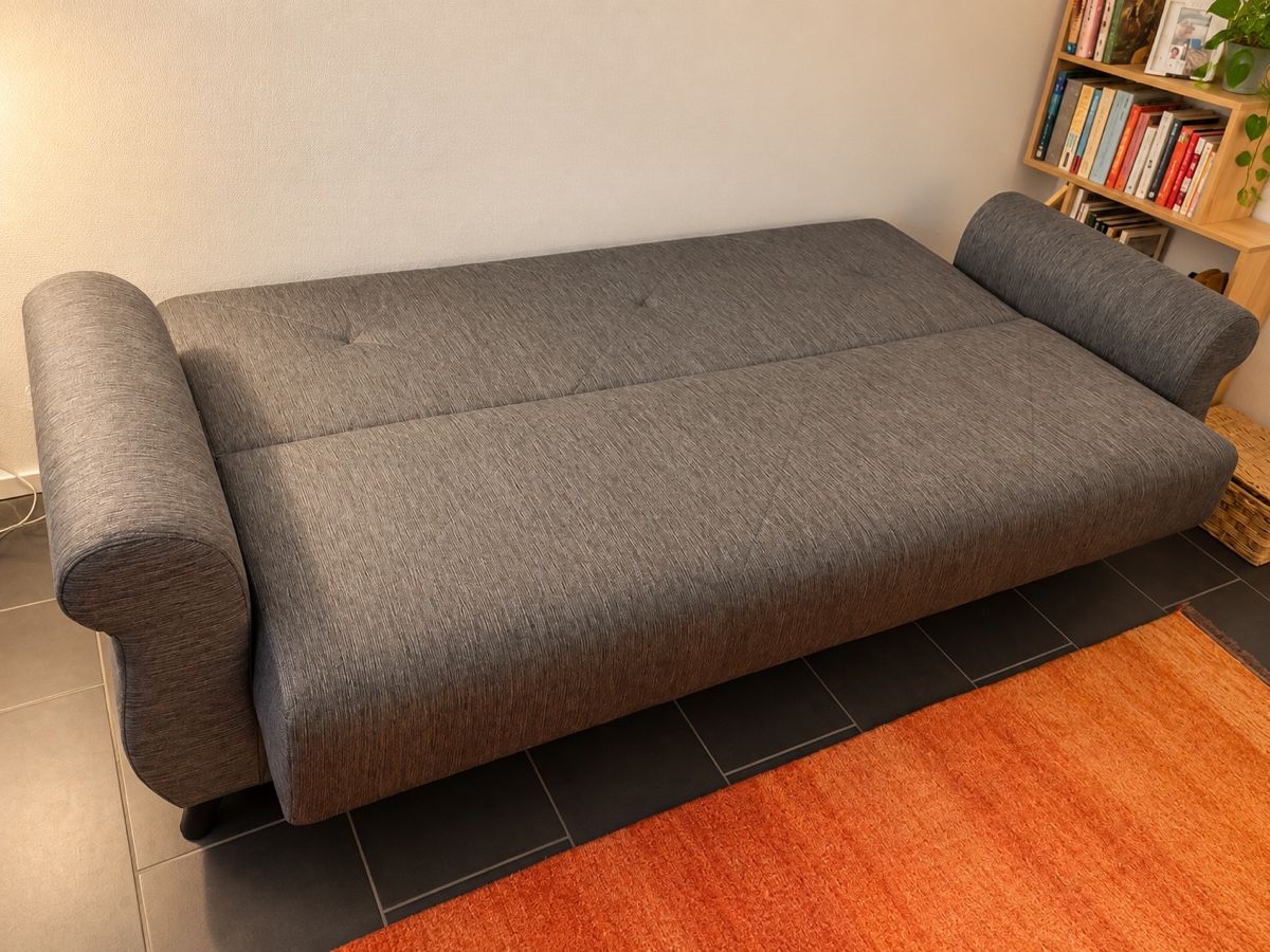 Sofas: Sofa Couch Schlafsofa Sleeping Couch – D'occasion à Schenkon par beri007 2