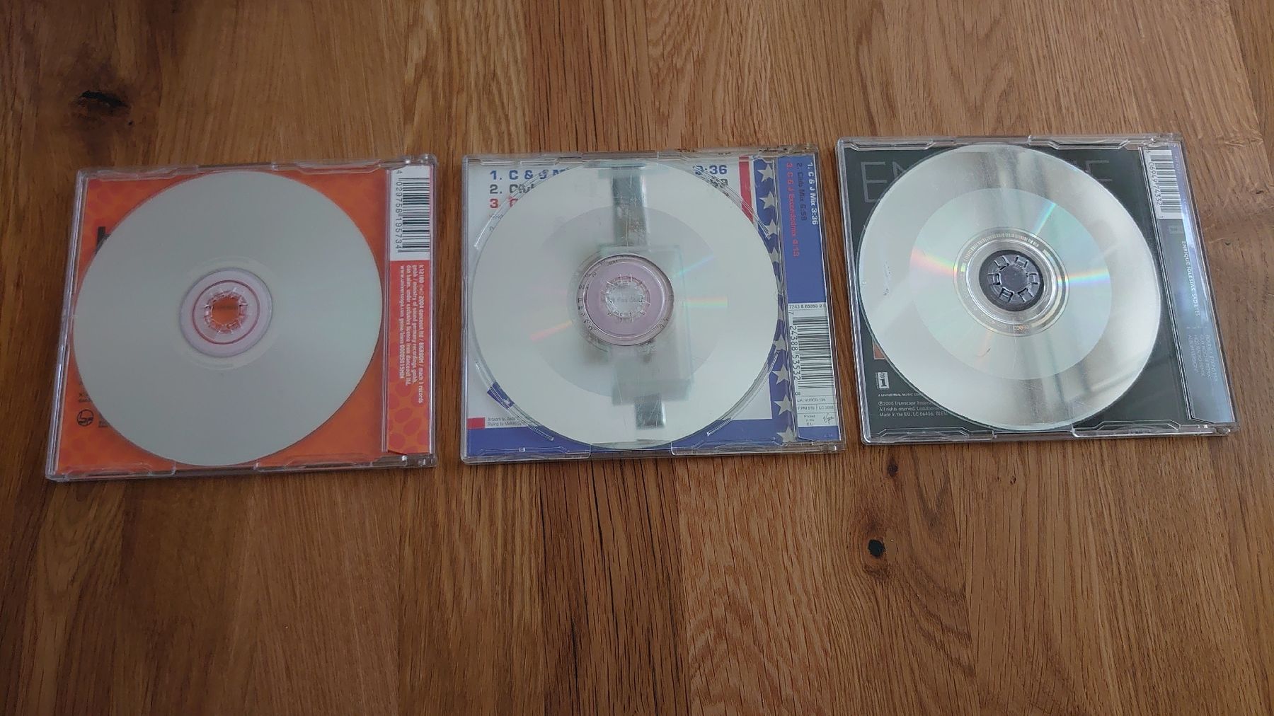 CD: 3 CD-Singles: Enrique, Los Umbrellos, Haiducii – Usato da Pfäffikon SZ venduto da Wild0 1