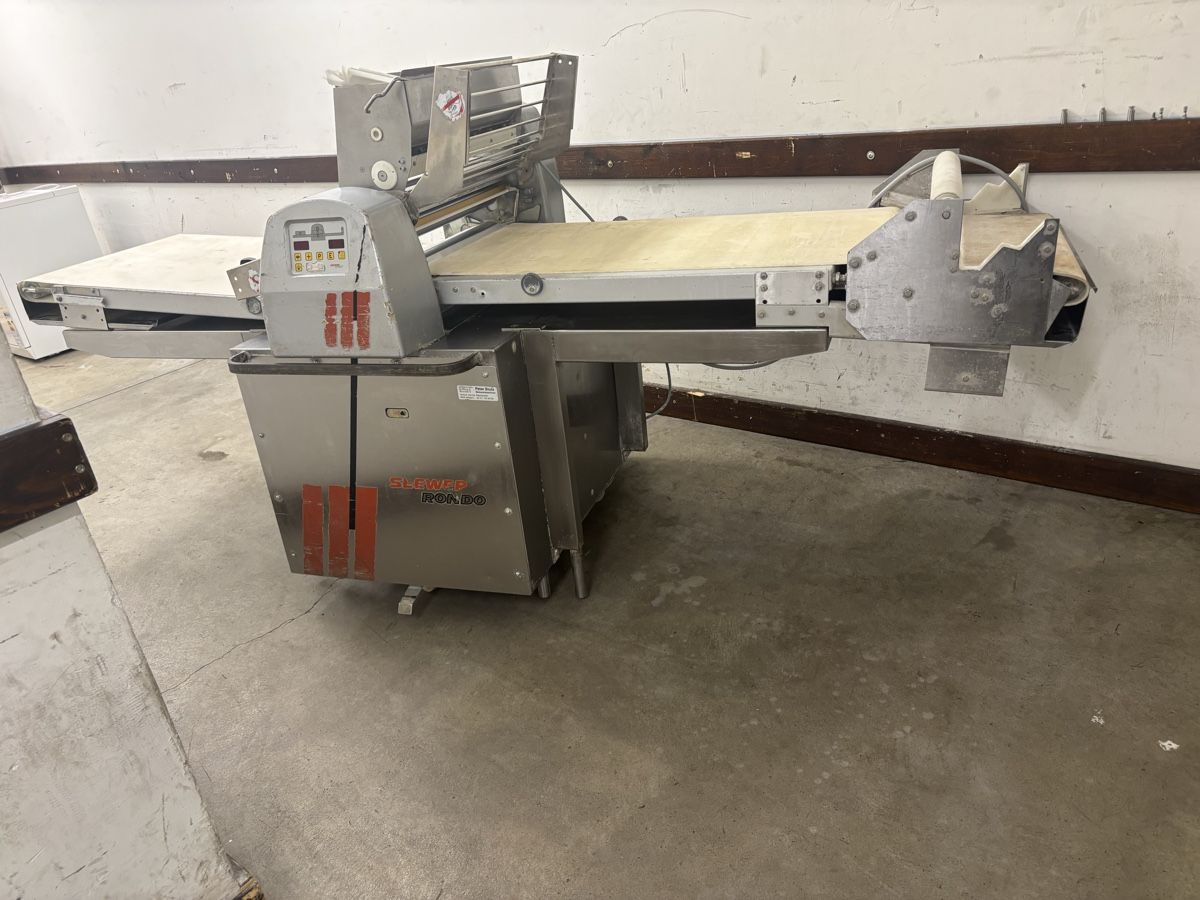 Küchengeräte: Ausrollmaschine  – Gebraucht aus Dietikon von dia_y8y5 8
