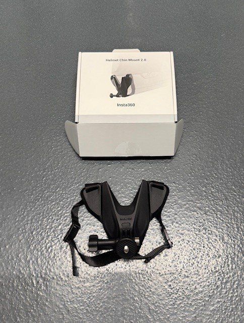 Insta360 Stative & Stativköpfe: Insta360 Chin & Chest Mount – Gebraucht aus Leimbach AG von SheAmelie 3