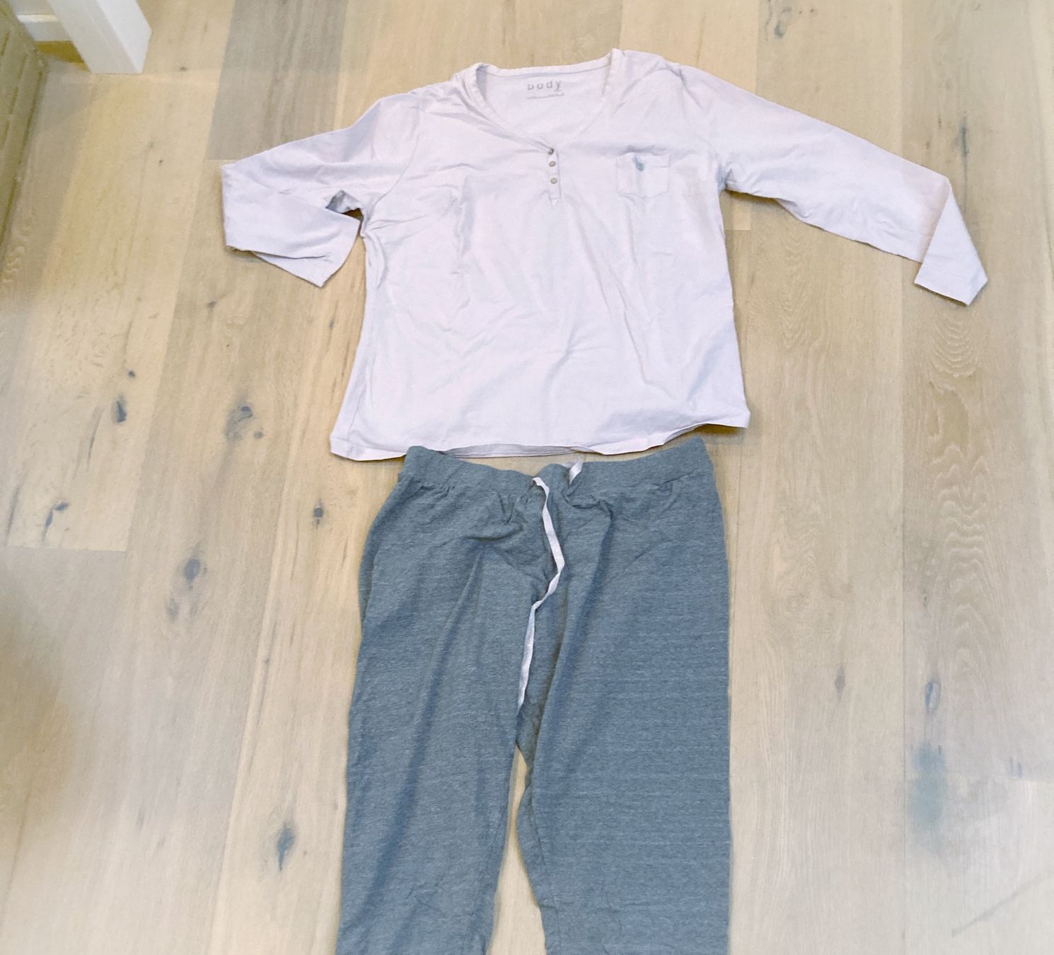 Tchibo Negligees & Pigiami: Pijama Tchibo Gr. 42/44 – Usato da Eggenwil venduto da Lissi82