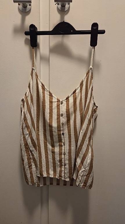 Only Top: Only Sommertop, S/36 – Usato da Bern venduto da nigq