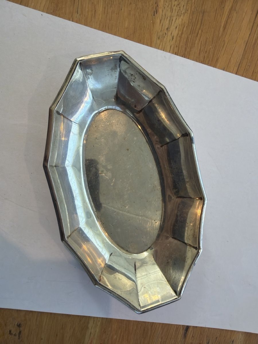 Plateaux: Plat avec poinçon 835 – D'occasion à Echallens par JAR69
