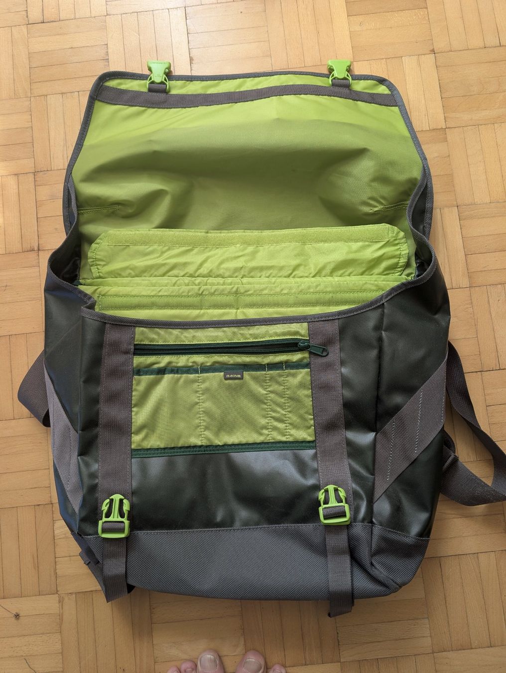 Dakine Borse: schöner Dakine Messengerbag – Usato da Zürich venduto da mar_q9dd 1