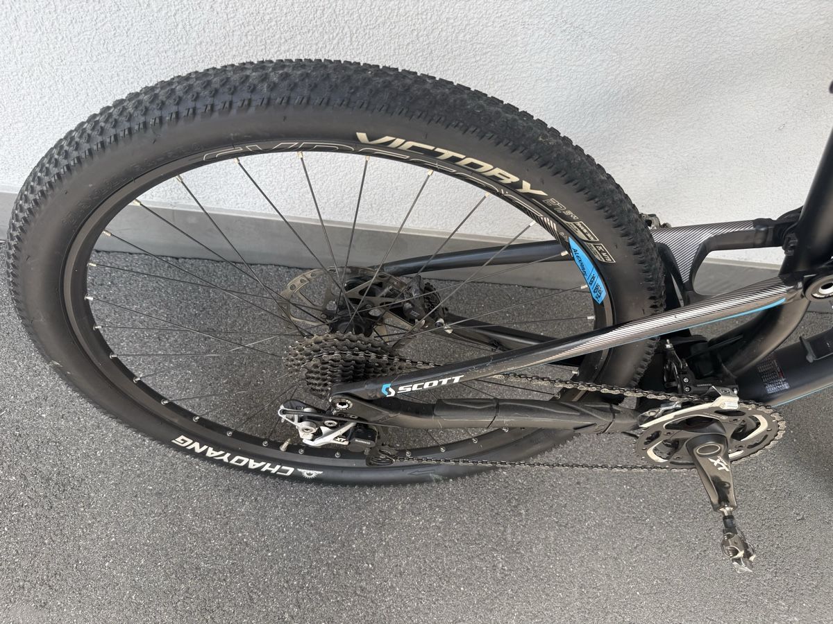Scott Vélos: Scott Genius 730 27.5 Zoll Gr.S – D'occasion à Rotkreuz par 74max 2