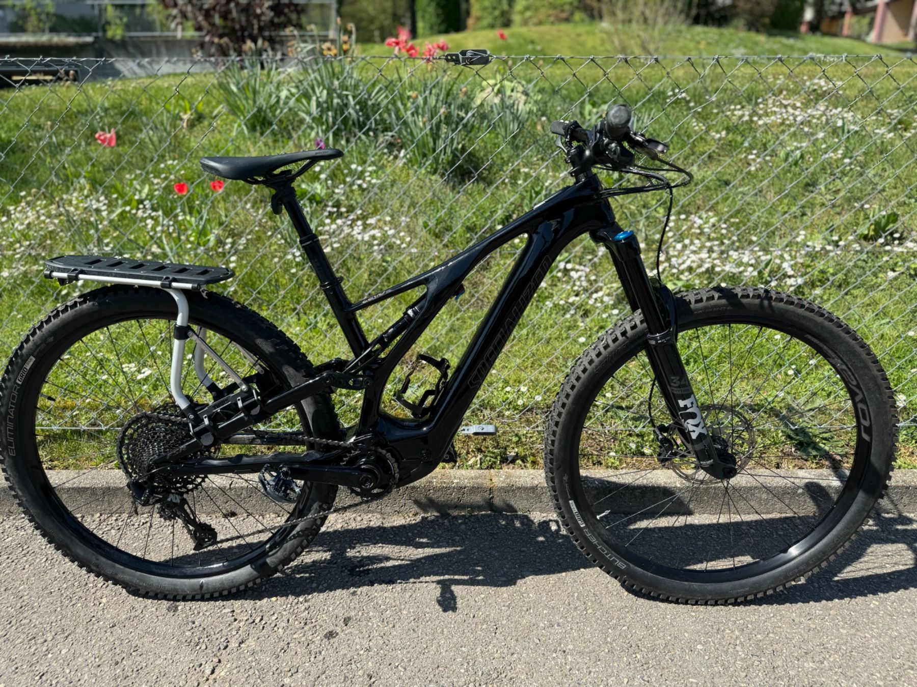 Specialized Velos: E Mountainbike Specialized Levo Carbon Compact – Gebraucht aus Brugg AG von