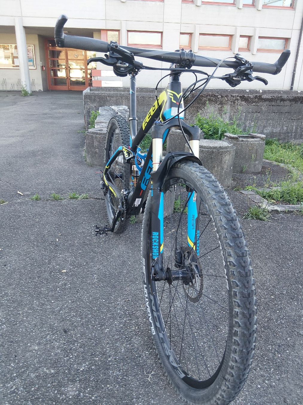 Biciclette: mountainbike fully carbon  – Usato da Galgenen venduto da bal_j5v8 3