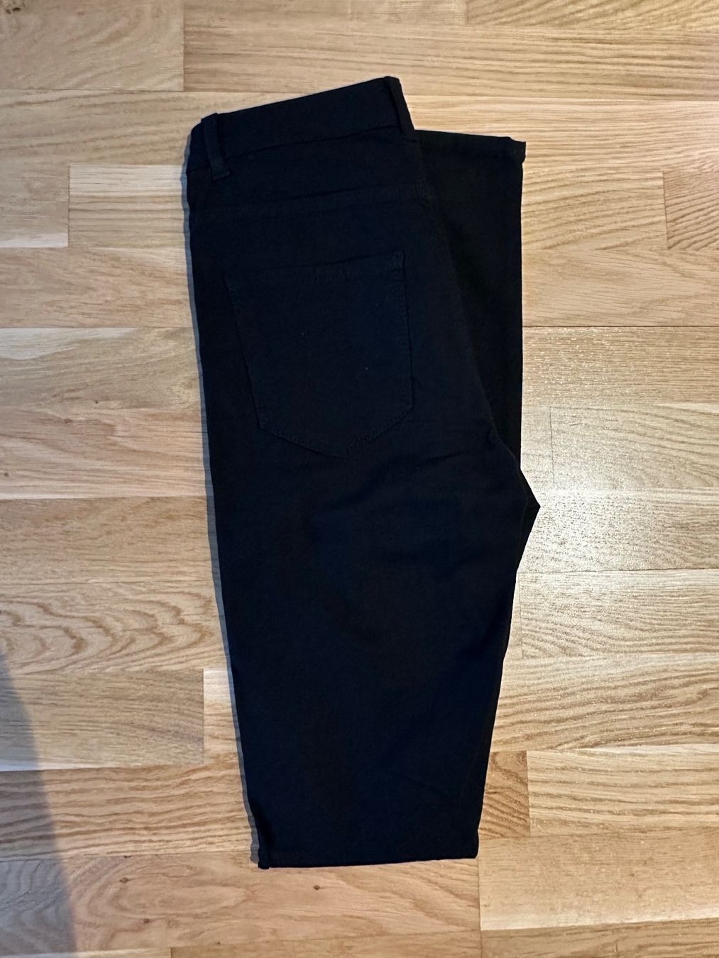 Pieces Jeans: Pieces Jeans, Schwarz, Grösse 28/32, S – Usato da Zürich venduto da cfh_cg22 2
