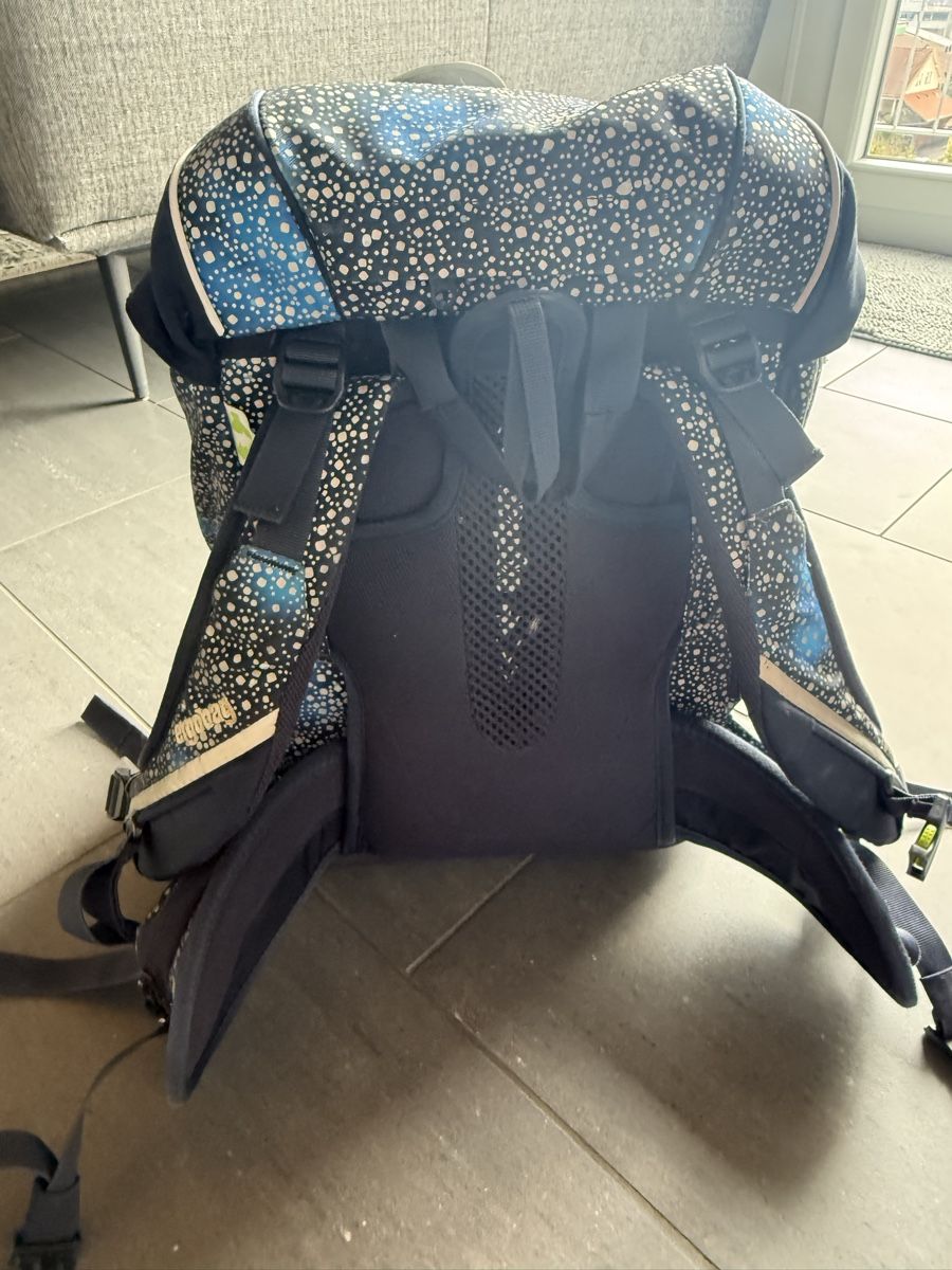 Ergobag Borse & Zaini: Ergobag Schulranzen Galaxie - Top Zustand! – Usato da Pieterlen venduto da Paddlae7 4