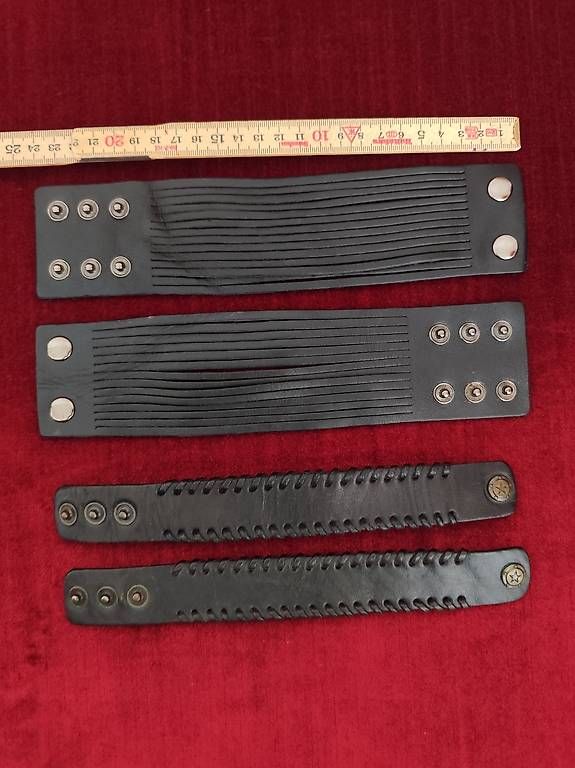 Armbänder & -reifen: 4 Stücke Leder Armreif – Neu (gemäss Beschreibung) aus Diepoldsau von Unique-Coins 1