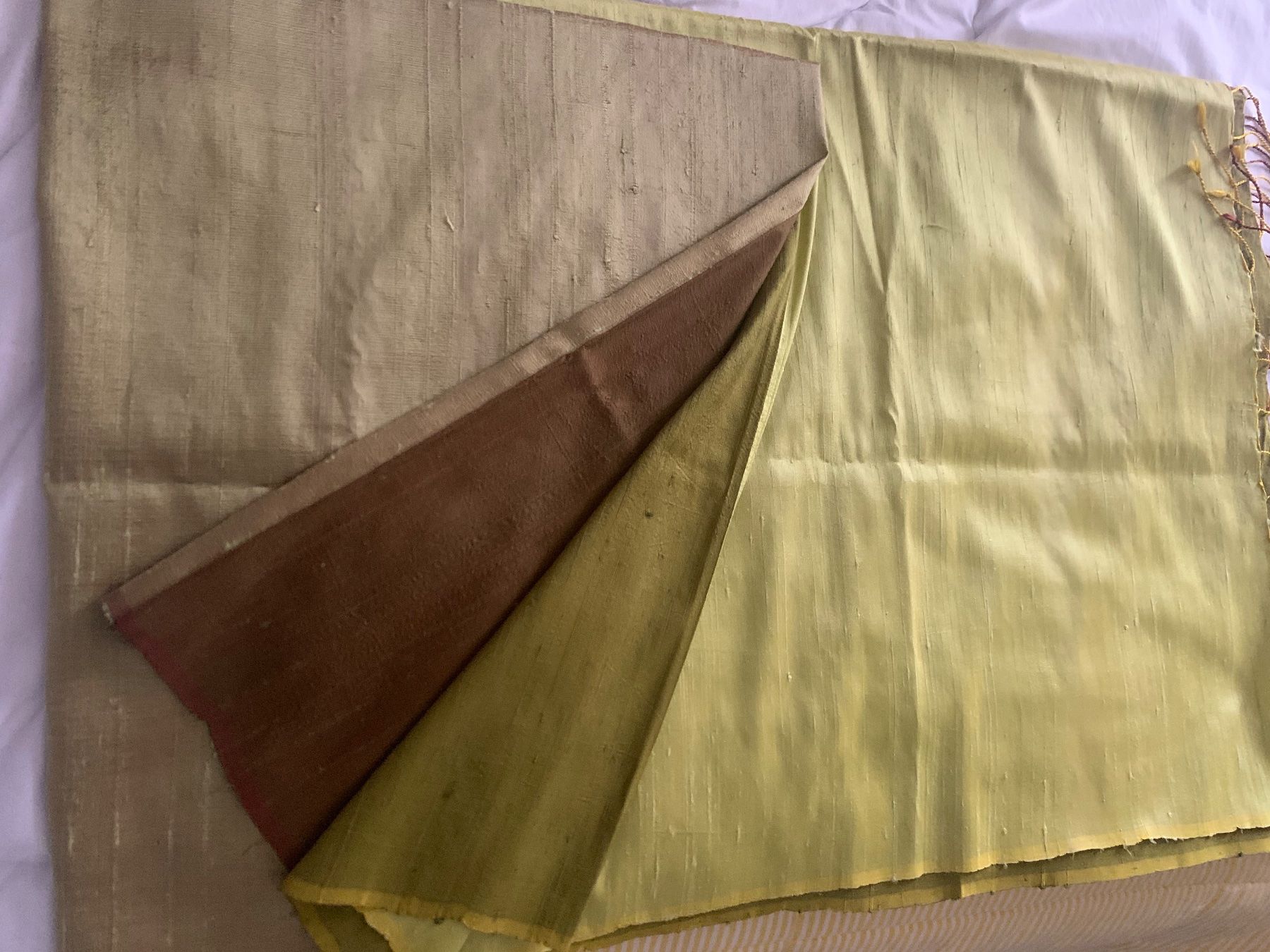 Foulard & Sciarpe: Laura Biagiotti  sciarpa scialle Schal – Nuovo (secondo la descrizione) da Lugano venduto da Edera49 7