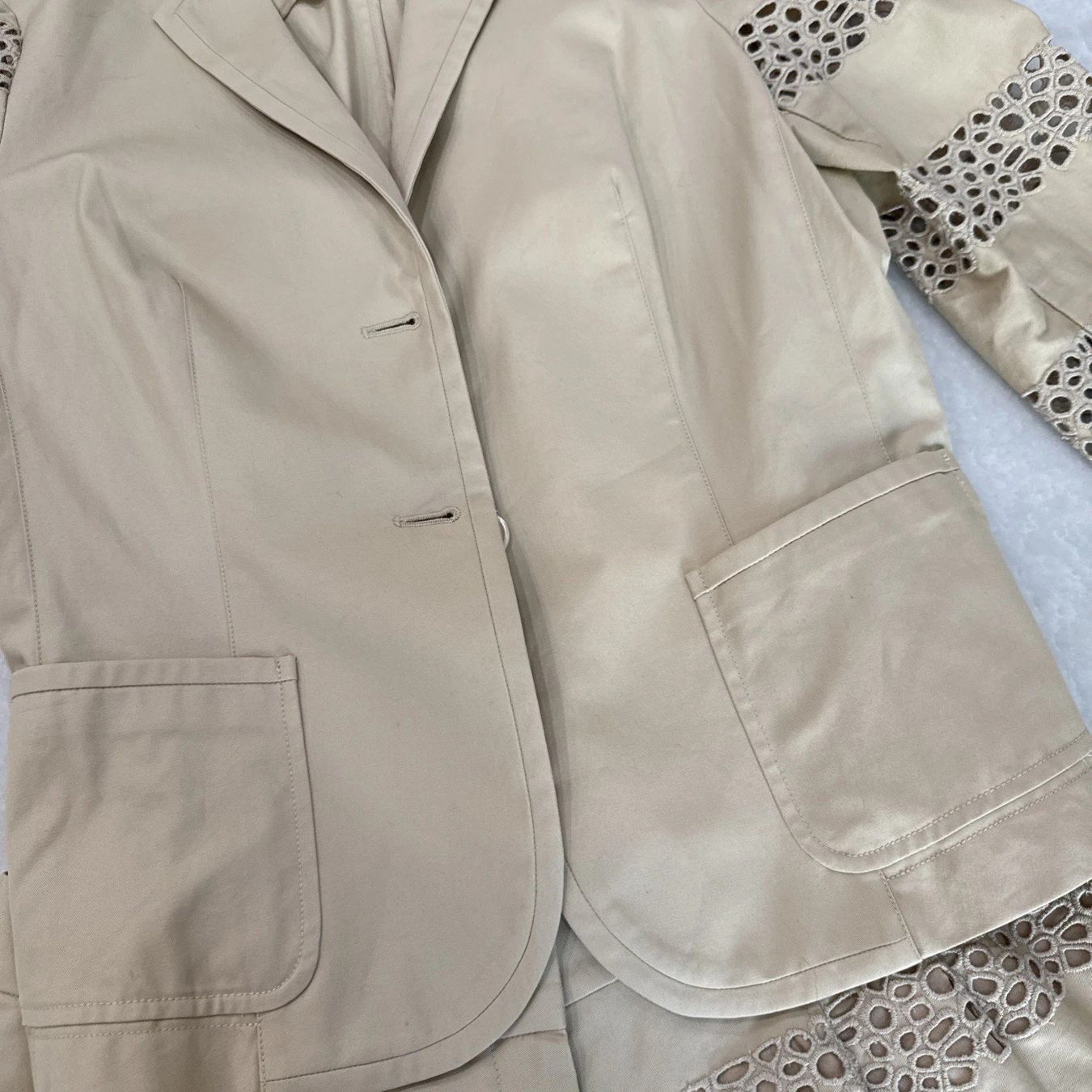 Costumi: Escada Sommer Set, Gr. 36, Beige, mit Lochmuster - Top Zu... – Usato da Obergösgen venduto da crystalfox 6