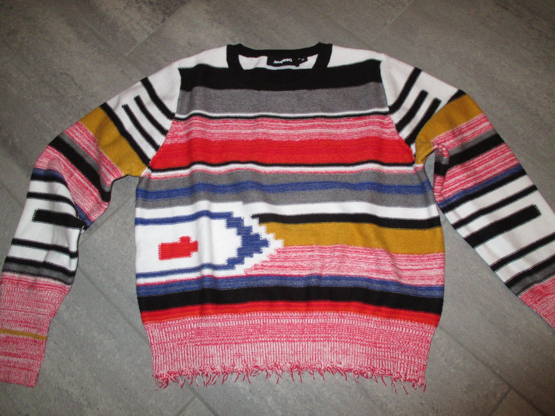 Desigual Maglioni & Felpe: Pullover von Desigual, vielfarbig, Grösse 40 – Nuovo (secondo la descrizione) da glattfelden venduto da carlo046