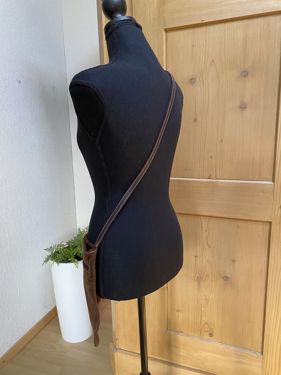 Borse da donna: Braune Wildledertasche, Umhängetasche – Nuovo (secondo la descrizione) da Buochs venduto da H16 4