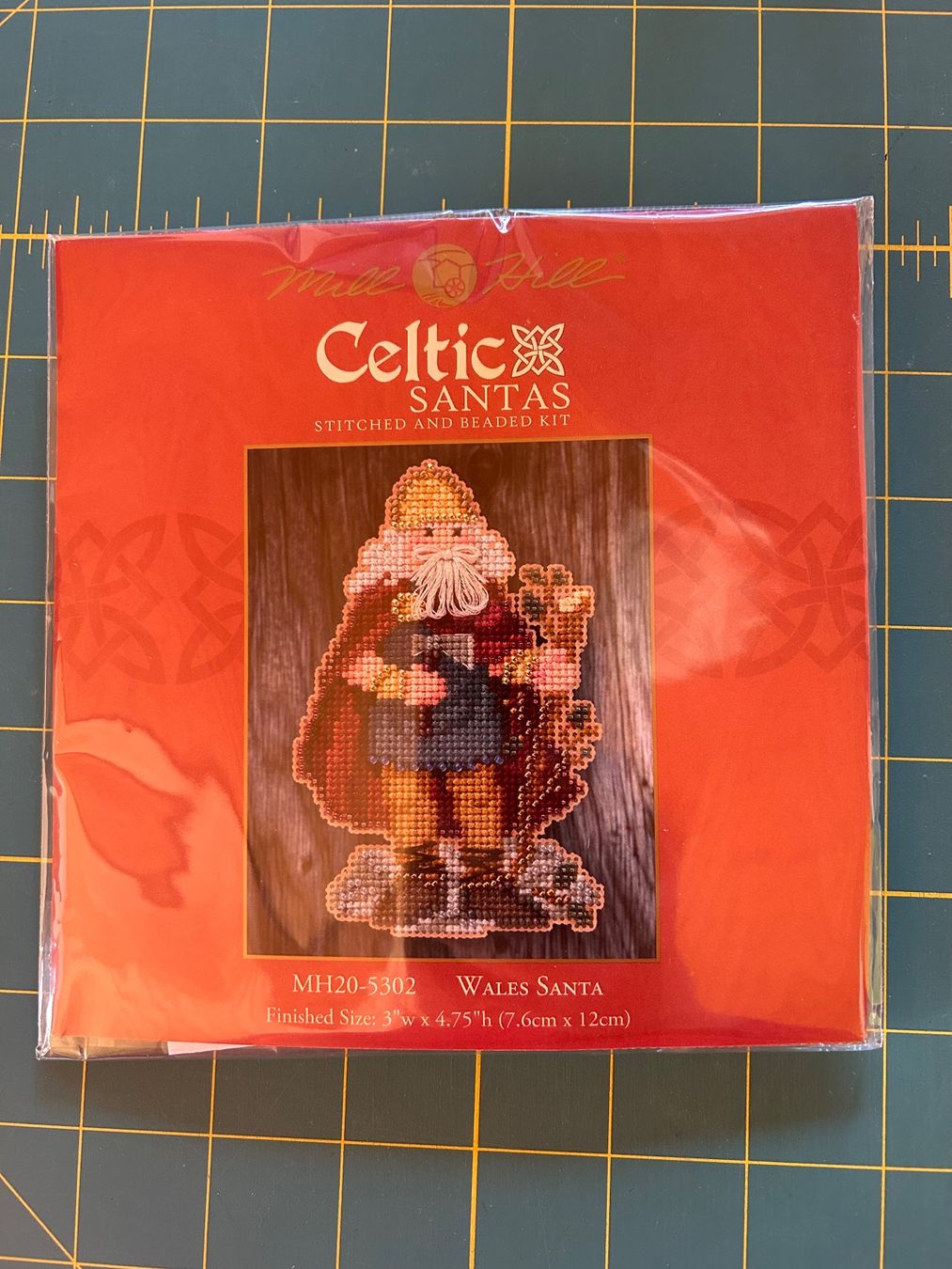 Kit bricolage: Lot complet de 3 Celtic Santas de Mill Hill – Nuovo e nell'imballaggio originale da Bouveret venduto da sev_qj7l 2