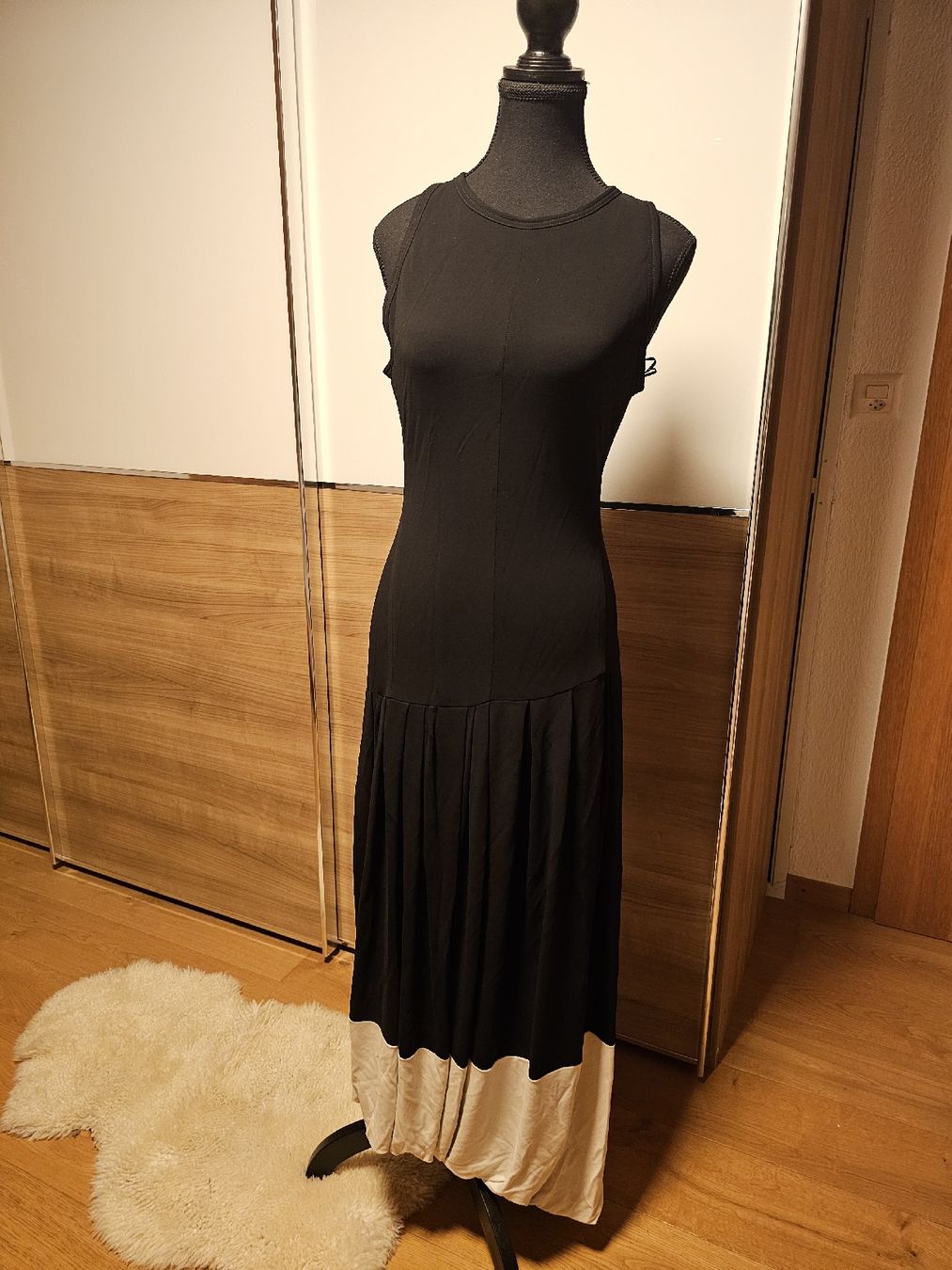 Victoria Beckham Vestiti: Victoria Backham Kleid – Nuovo (secondo la descrizione) da Oberriet SG venduto da Christine_