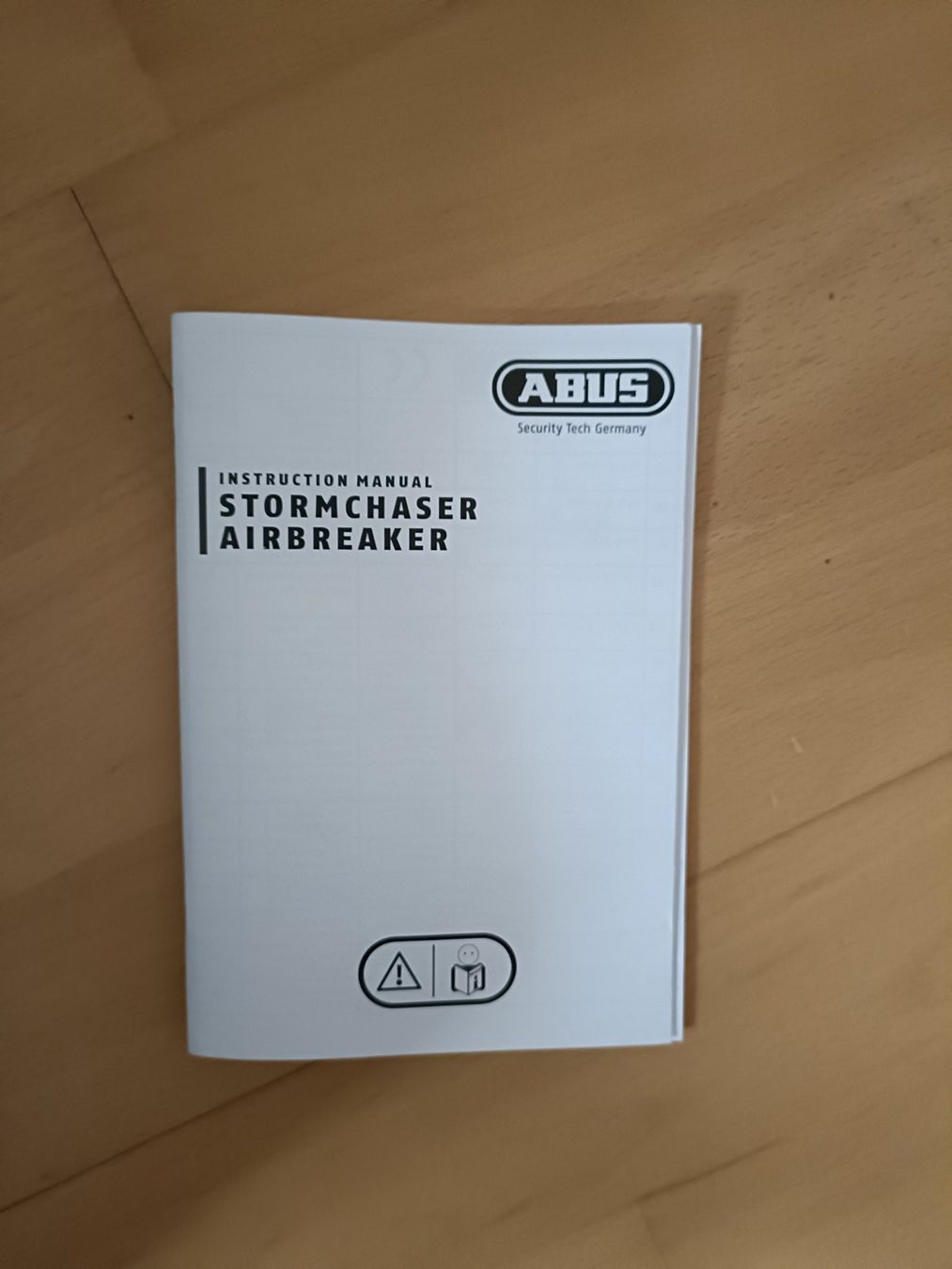Abus Casques: Abus StormChaser Helm S swiss design – Neuf avec emballage d'origine à Bern par carlota_dino 6