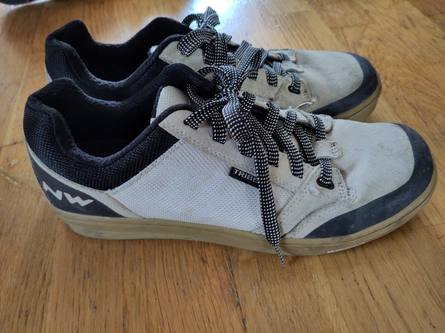 Scarpe da uomo: Chaussures VTT Northwave Tribe 43 – Usato da La Chaux-de-Fonds venduto da JeanSeb