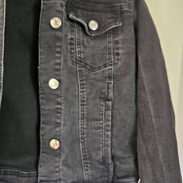 Vestes: Stradivarus Jeansjacke S/36 – Neuf avec emballage d'origine à Zürich par EstrellaTarotReader 4