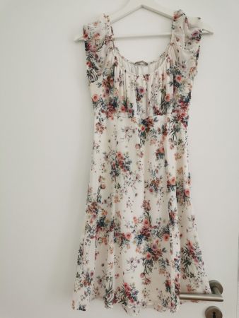 Kleid Blumenmuster Orsay Grösse S gebraucht