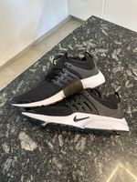 Nike Presto Herrenschuhe schwarz Grösse 44 neu