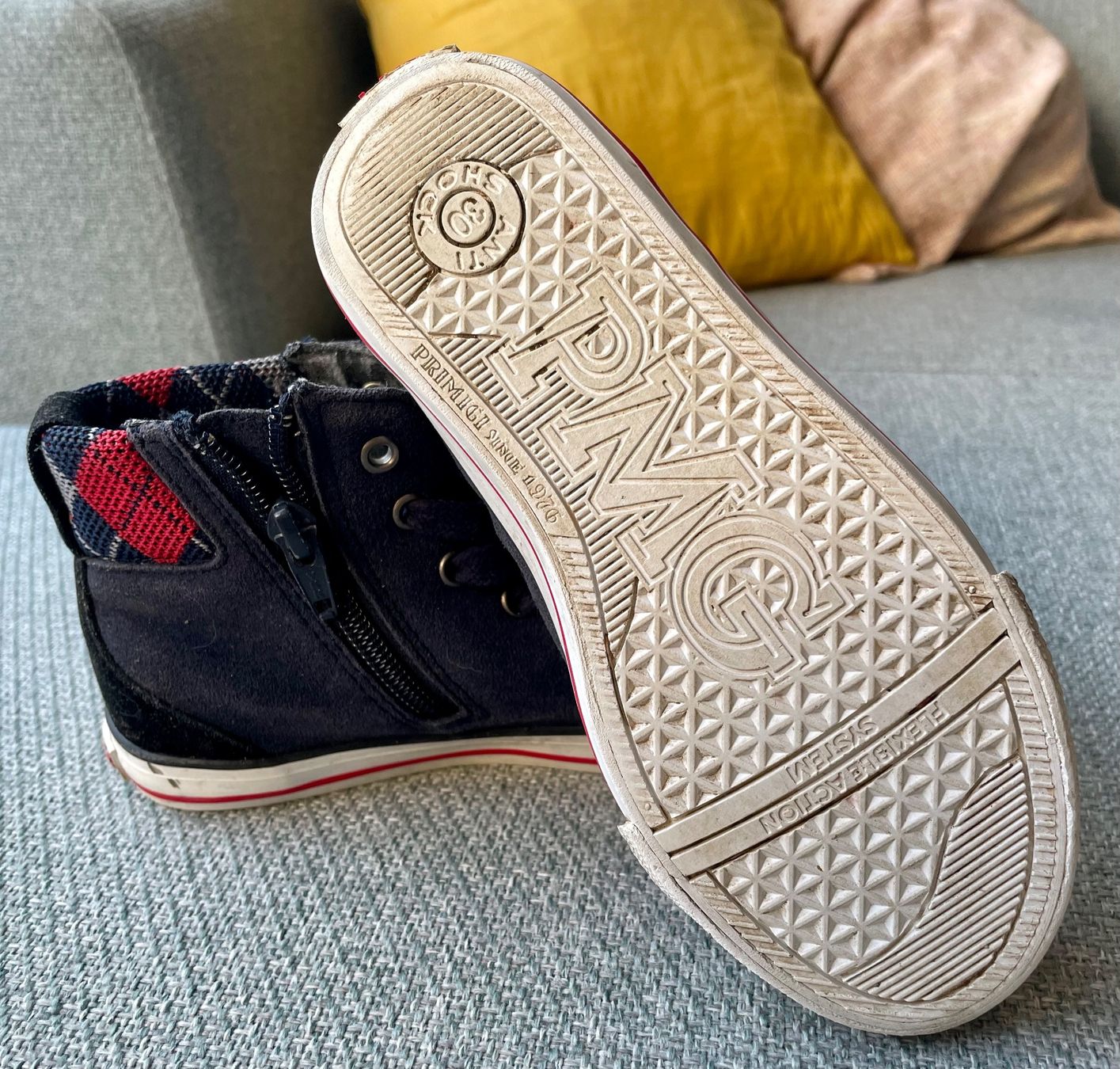 Primigi Scarpe per ragazzi: Primigi Leder-Sneaker Gr. 30 – Usato da Dinhard venduto da Zoar7 2