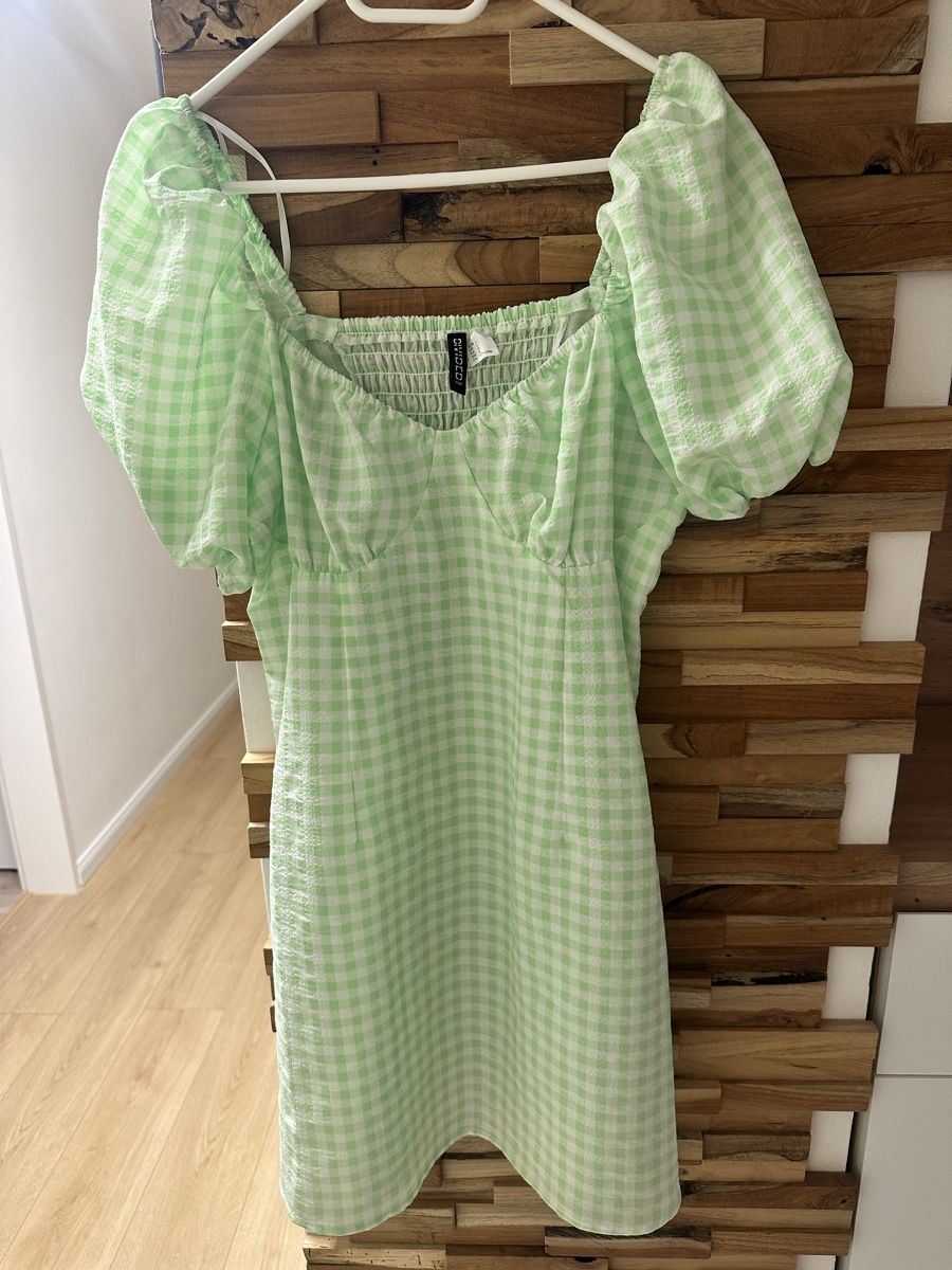 Kleider: Sommerkleid Gr:L – Gebraucht aus Sevelen von Stopglobal.