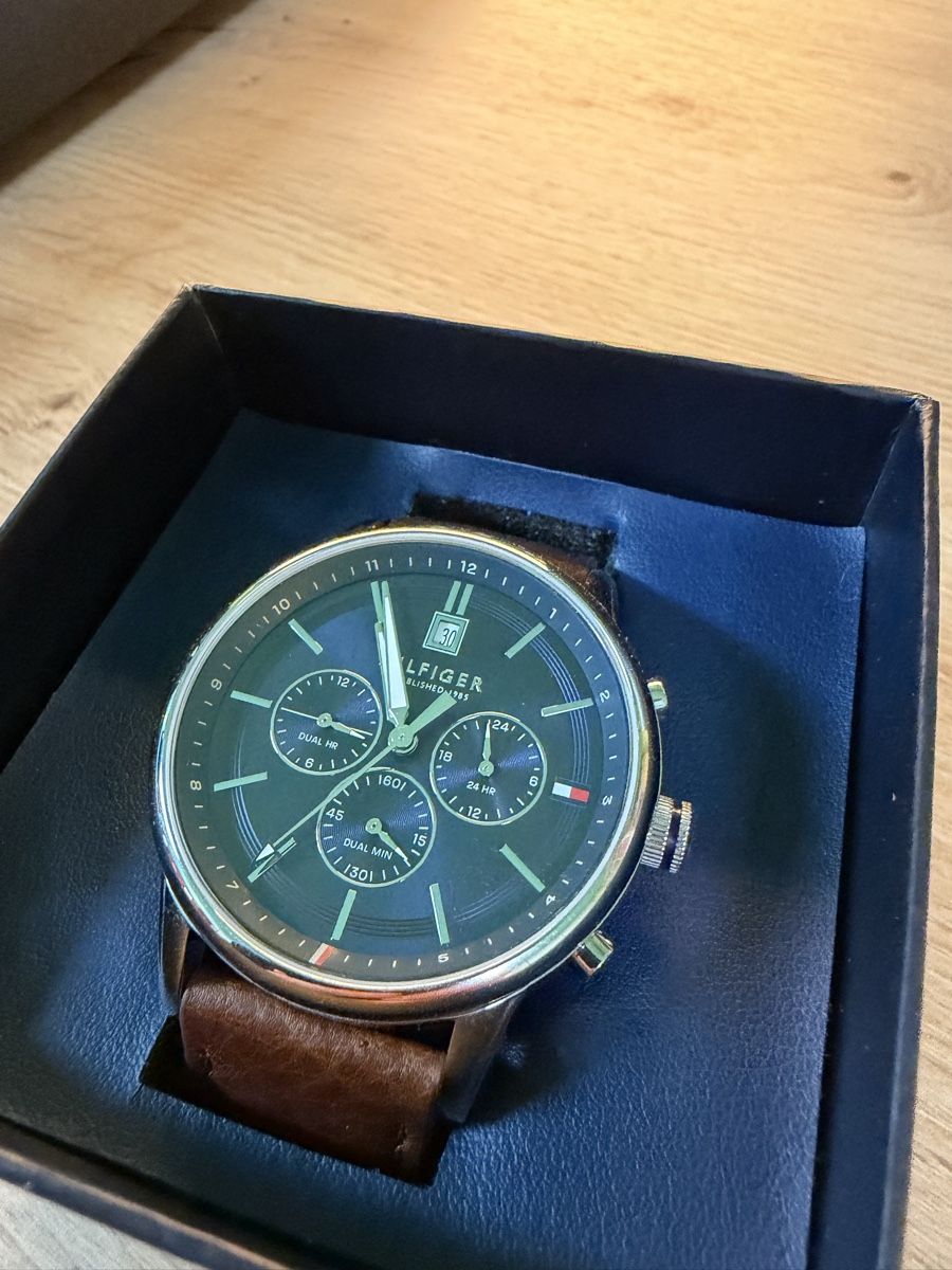 Tommy Hilfiger Orologi: Tommy Hilfiger CASUAL  – Usato da Aarwangen venduto da Duggi-04