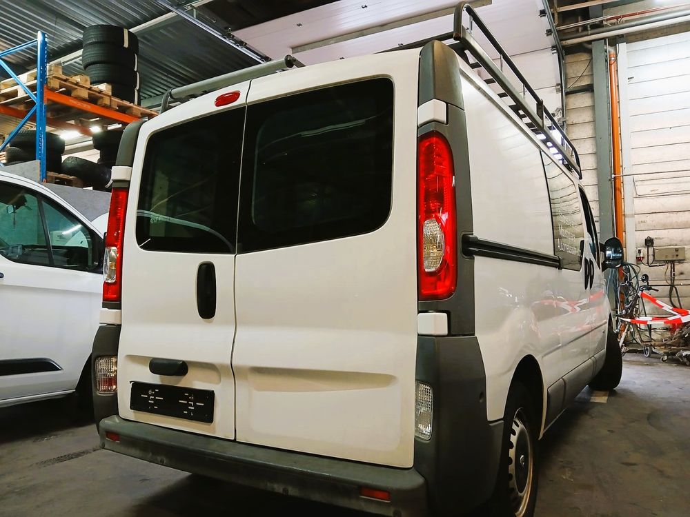 Renault Trafic dCi115 4
