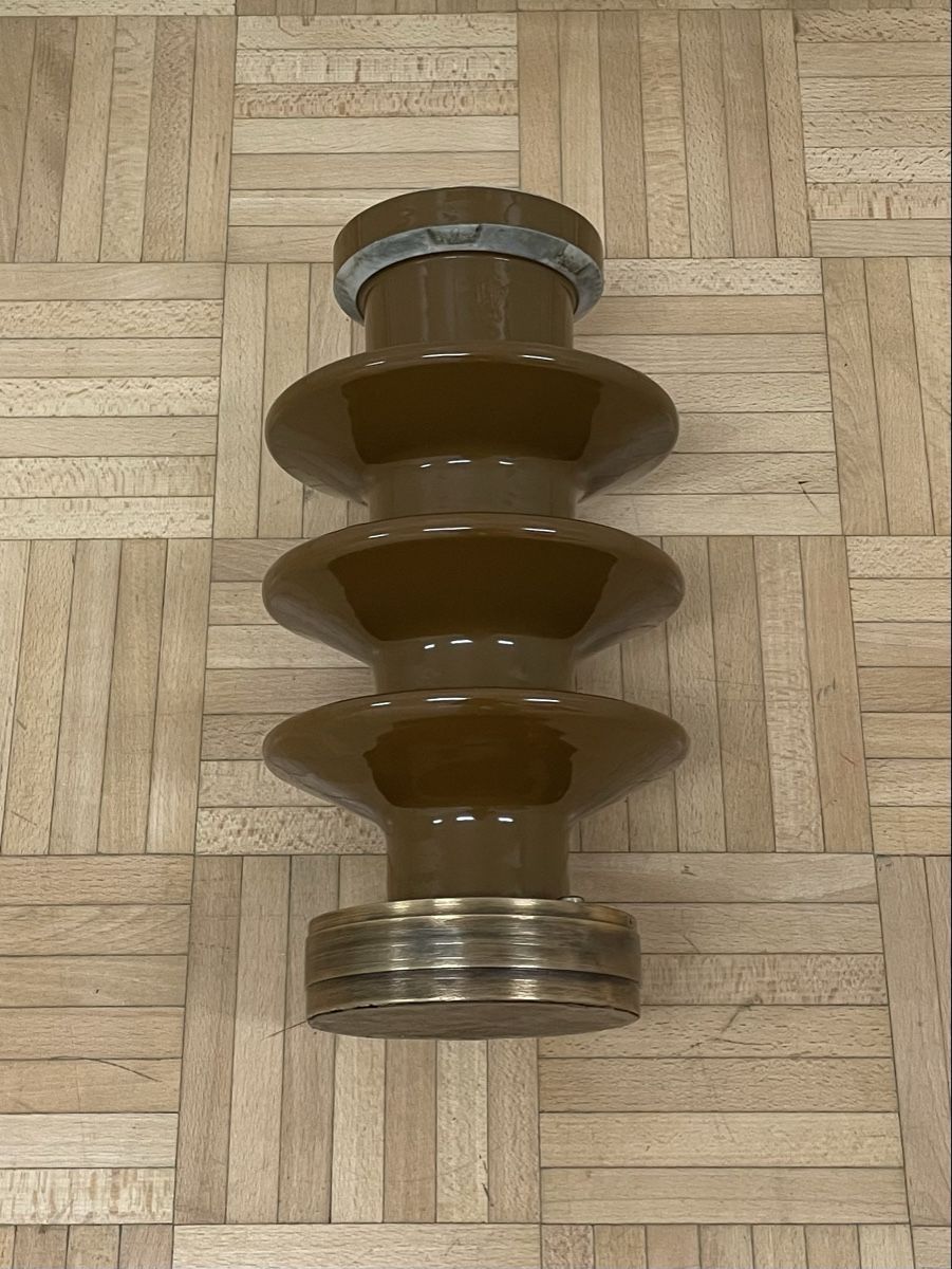 Sculture & Statue: Vintage Starkstrom Isolator auf Messing Sockel Kunst Objekt – Usato da Zürich venduto da Vintagewiesel 5