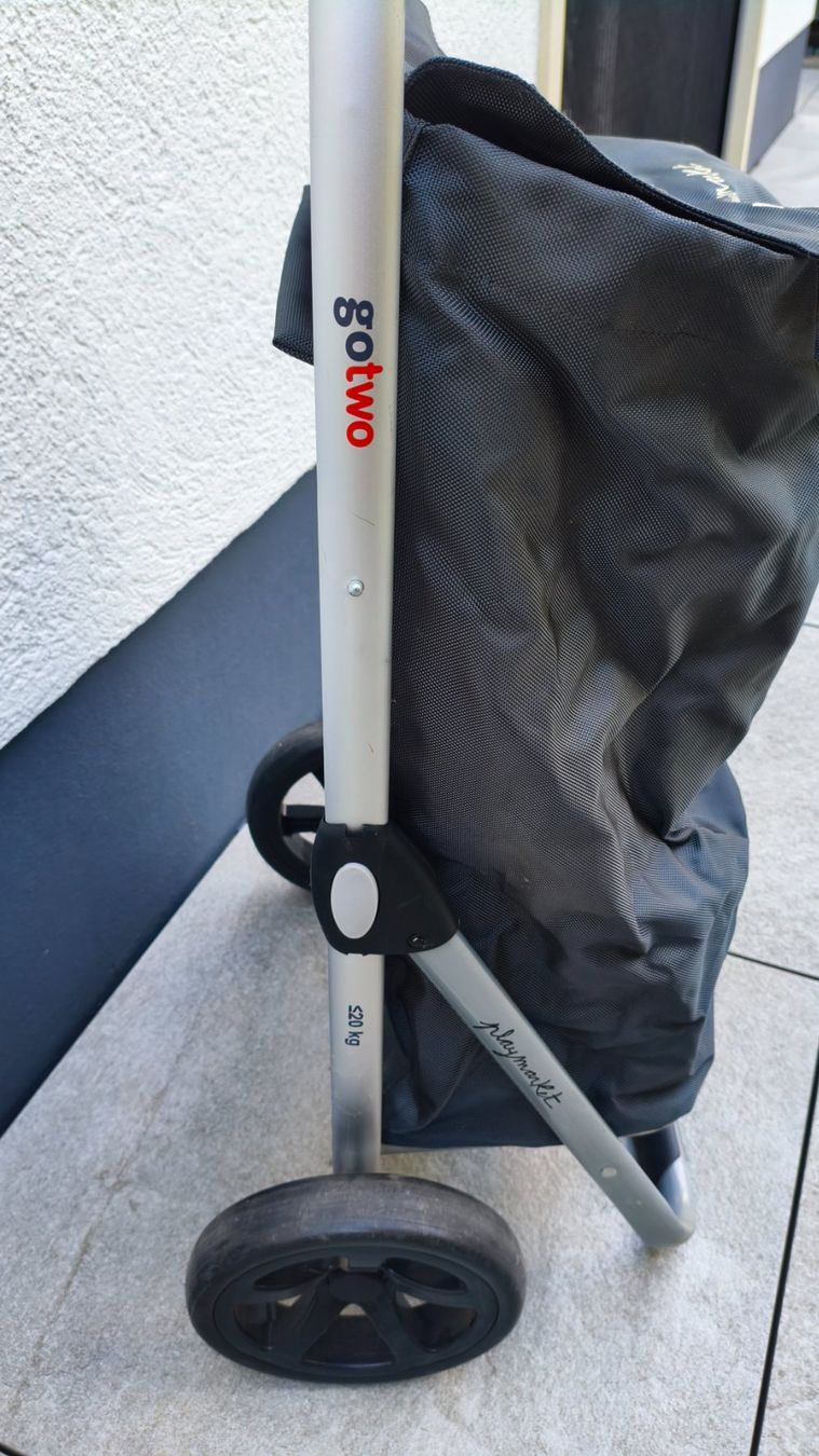 Sonstiges für Haushalt & Wohnen: Chariot Playmarket Go Two Compact – Gebraucht aus Delémont von Morpheus_jura 2