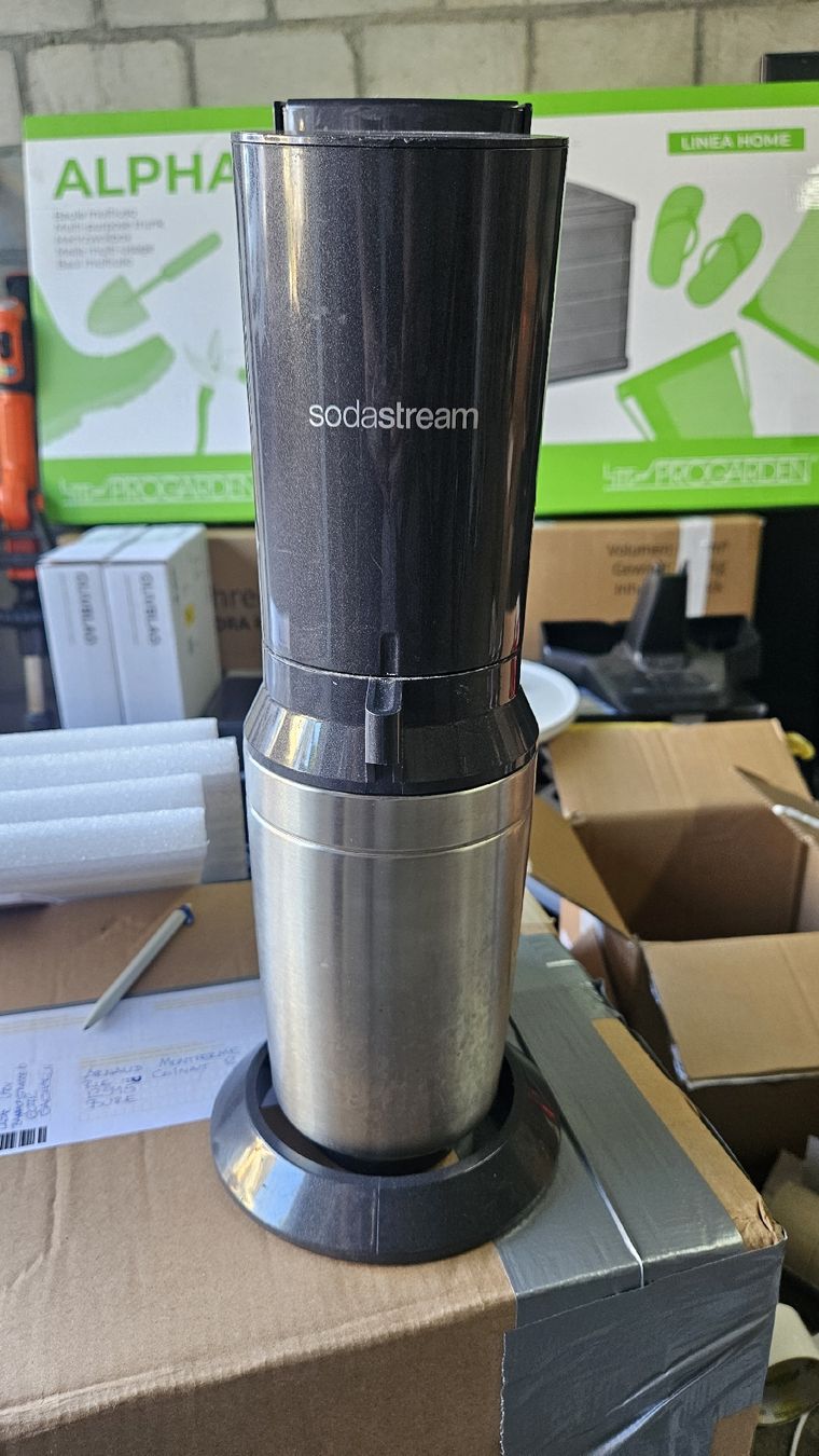 Sodastream Elettrodomestici da cucina: SodaStream Terra Sparkling Water Maker Used – Usato da Sachseln venduto da laz_65cg