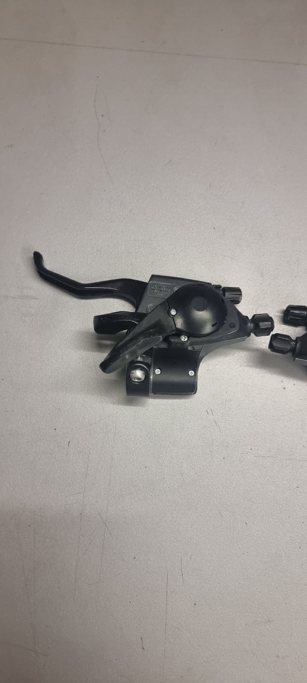 Shimano Ersatzteile: Shimano Claris Schalt-Bremshebel  – Gebraucht aus Seon von Stibinio 4
