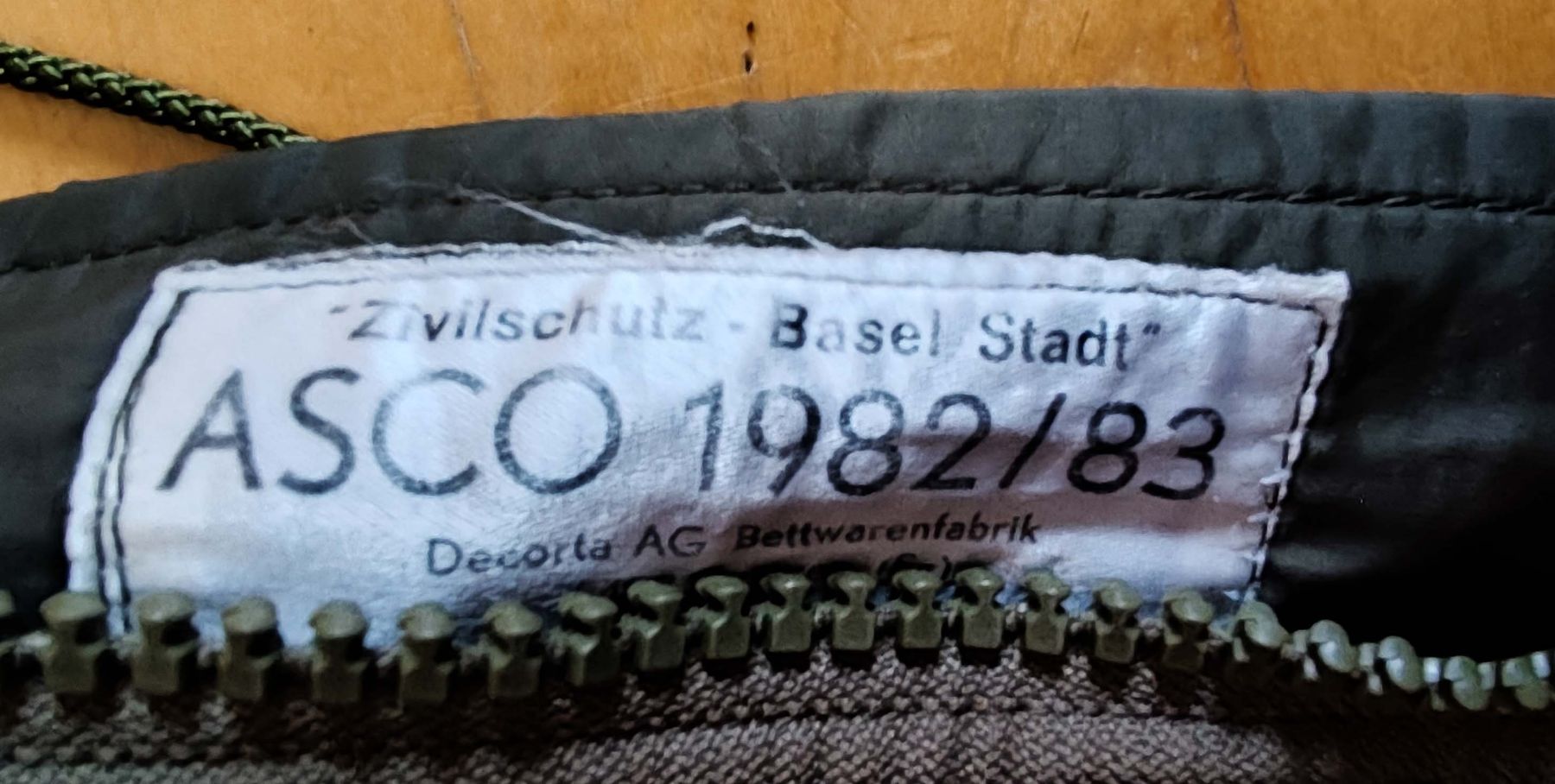 Sacchi a pelo: Schweizer Militär Schlafsack – Usato da Basel venduto da swe_qdh5 1