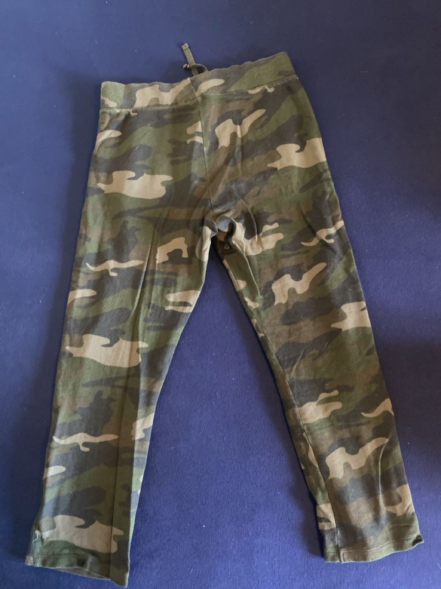Zara Pantaloni: Trainerhose Camouflage, Grösse 128 – Usato da Zürich venduto da sar_7s87 2