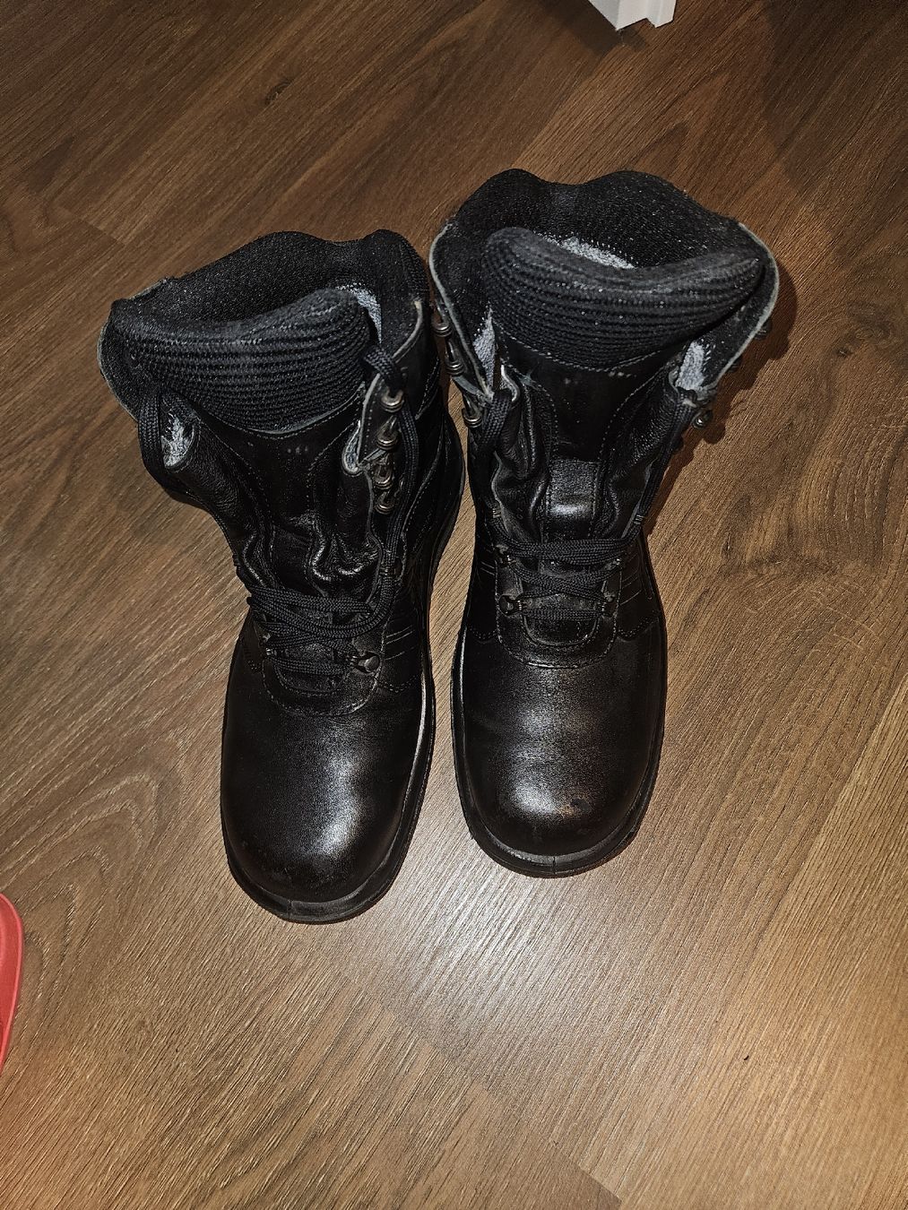Scarpe da uomo: Bottes de sécurité Steitz Secura - Qualité et confort! – Usato da Delemont venduto da ricky9420