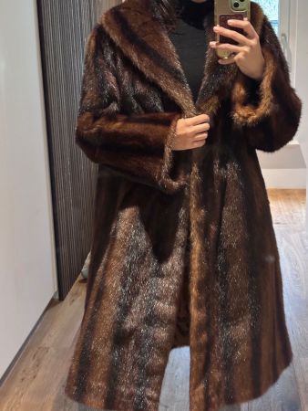 Eleganter Nerzmantel Grösse 36/38