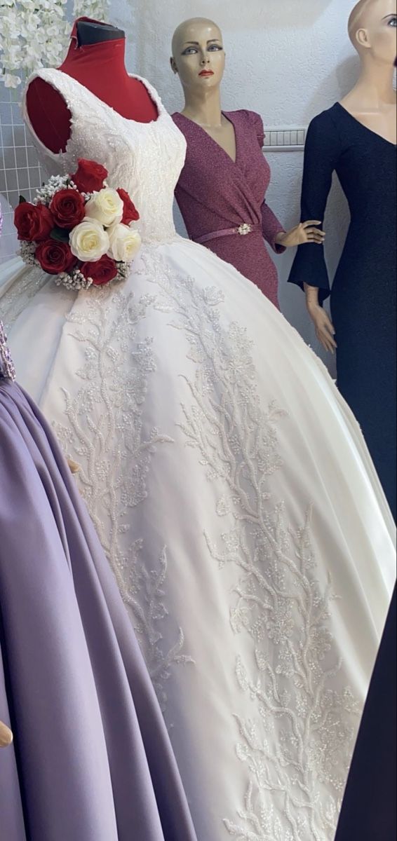 Vestiti: Brautkleid – Nuovo (secondo la descrizione) da Wohlen AG venduto da Arti22 2
