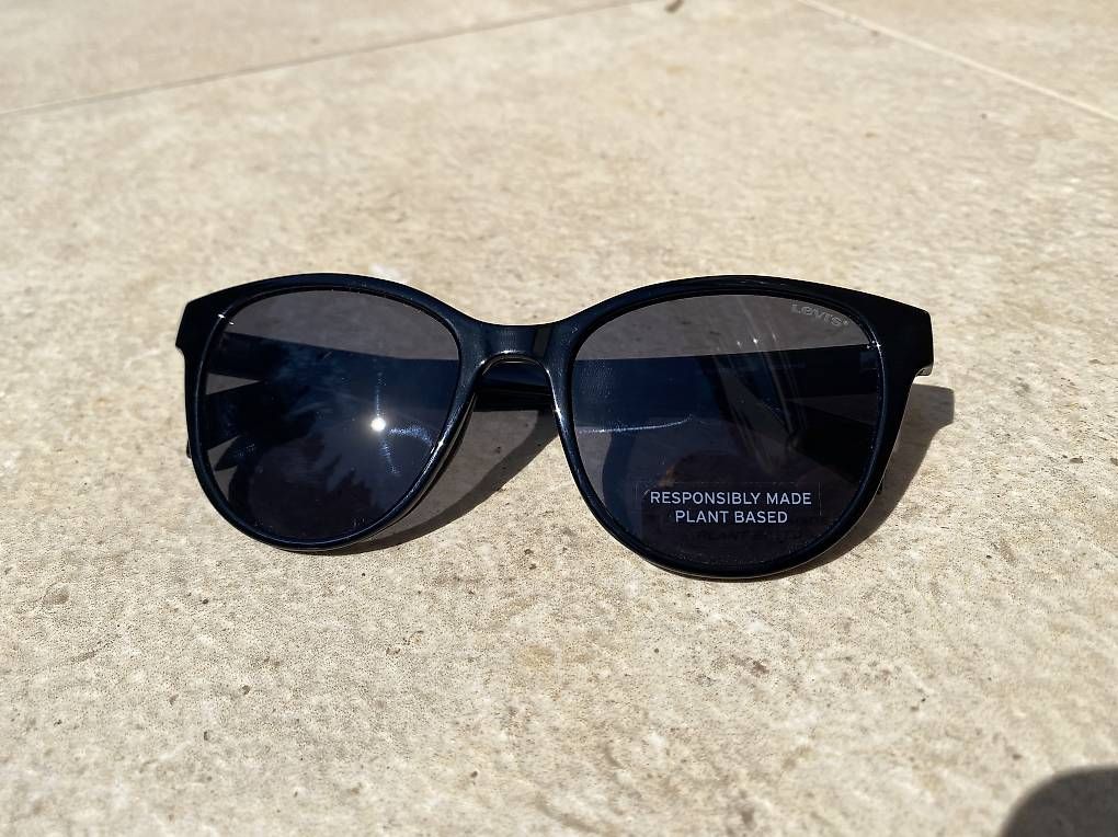 Brillen & Gläser: LEVIS Sonnenbrille NEU – Neu und originalverpackt aus Adliswil von WildMangoDesigns 2