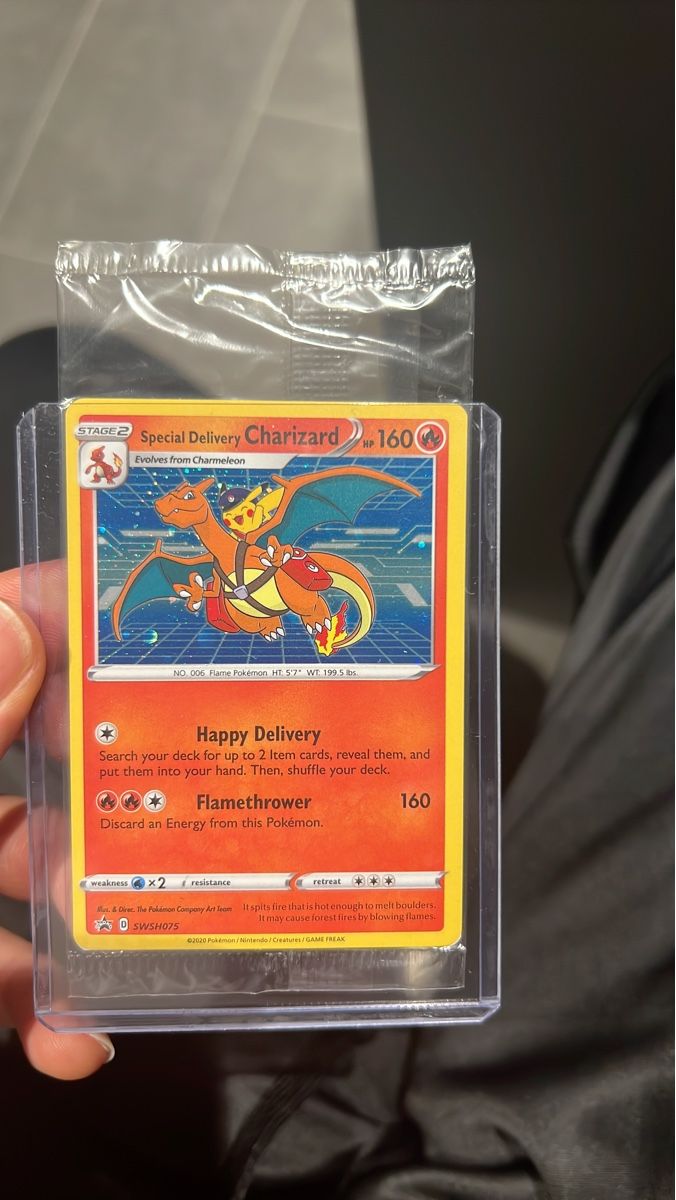 Pokémon Carte collezionabili: Special Delivery Charizard #SWSH075 – Nuovo e nell'imballaggio originale da Uffikon venduto da Classy-
