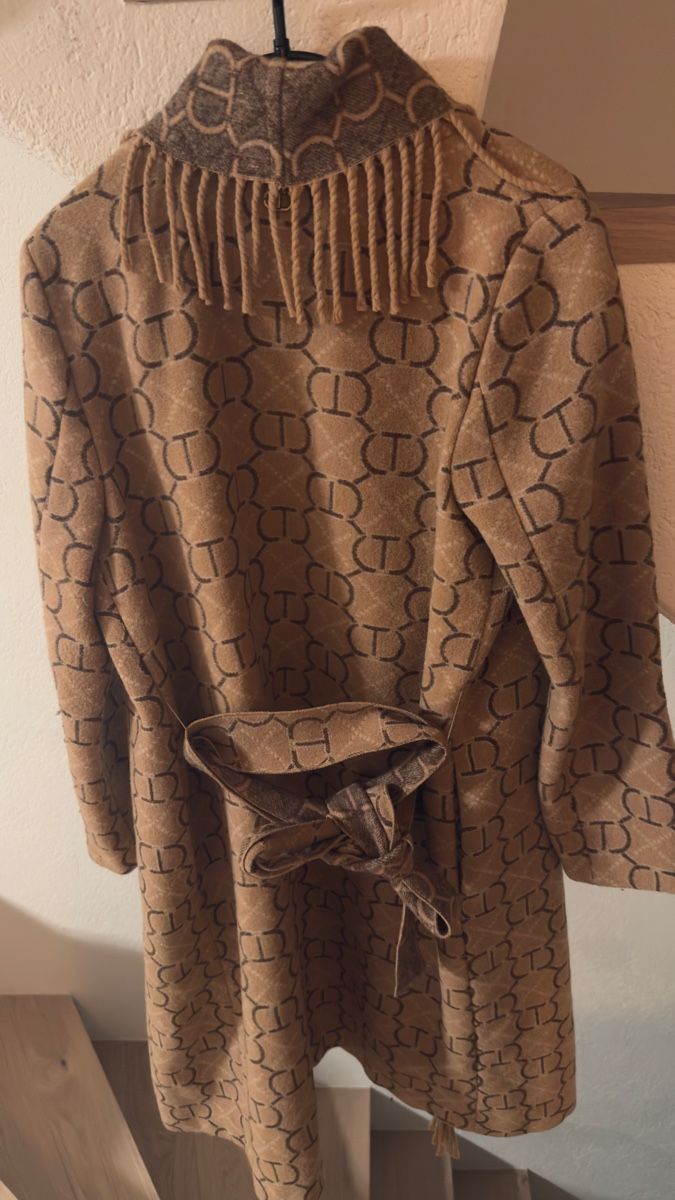 Twinset Cappotti: Trendiger Twinset Mantel aus Milano – Nuovo (secondo la descrizione) da Uster venduto da Cassy83 1