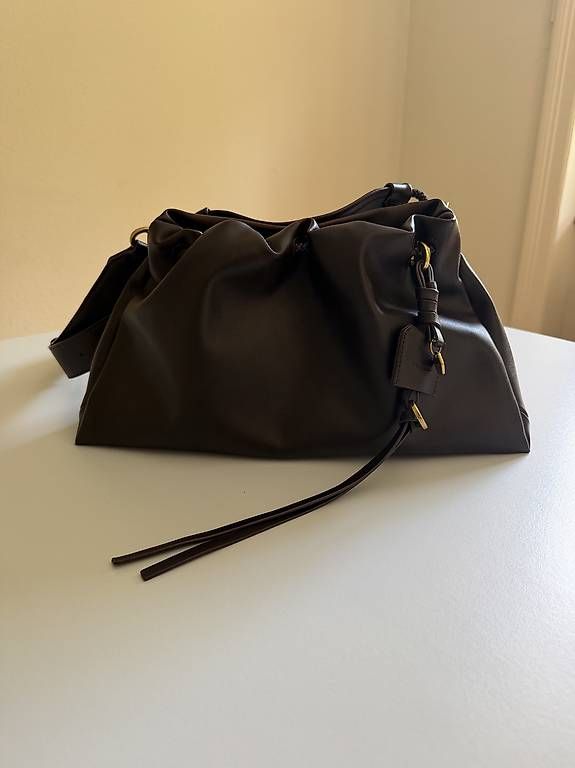 Taschen für Damen: Songmont Stil Tasche – Gebraucht aus basel von j_4056