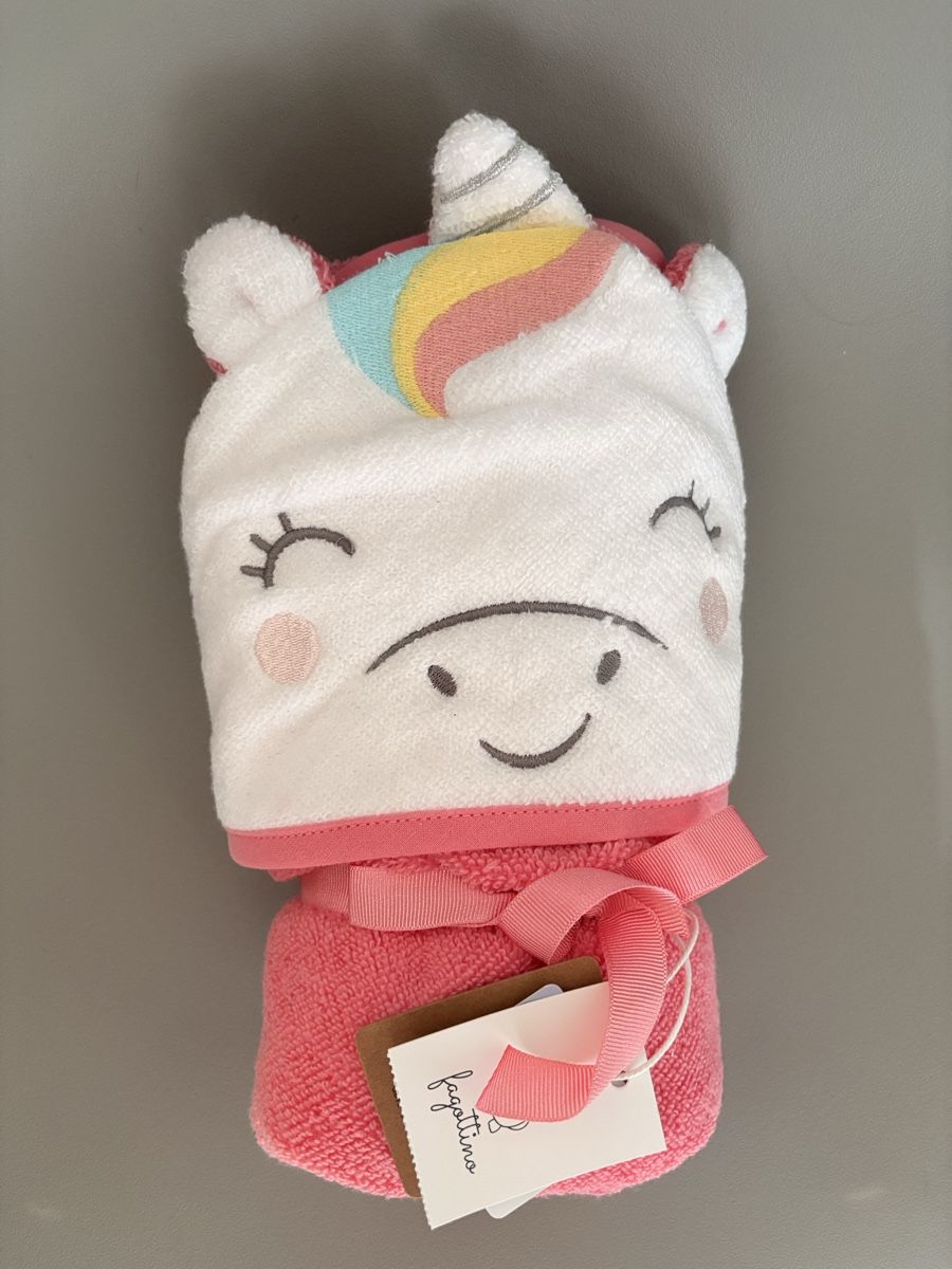 Badetücher: Einhorn Badetuch OVS one size – Neu und originalverpackt aus St. Gallen von Sonja-SG