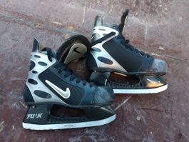 Nike Hockey Schlittschuhe Gr 42 26,5cm Eishockey Bauer